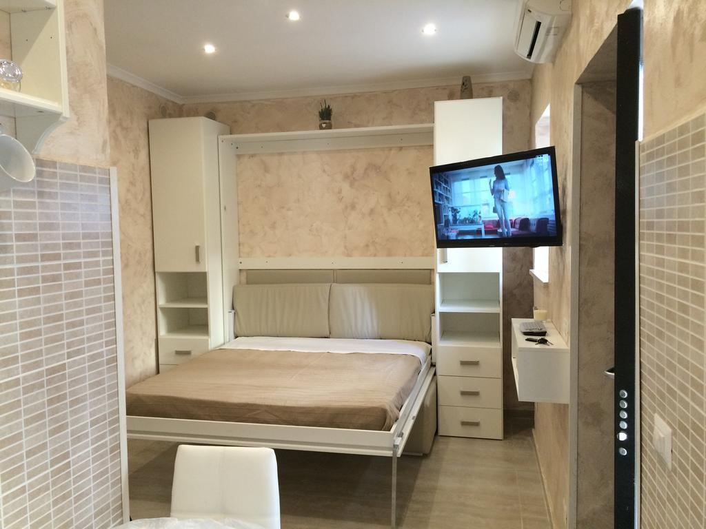 Casa Vacanze Sannazzaro Flat Naples Exterior photo