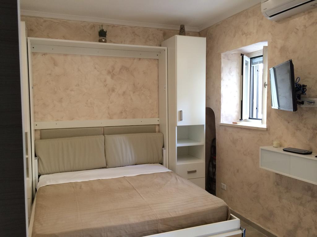 Casa Vacanze Sannazzaro Flat Naples Exterior photo